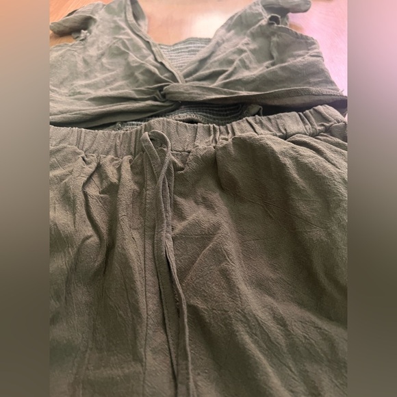 SHEIN | nwot co-ord capris/crop top size 6| army green, gauze, two piece set - Picture 7 of 7